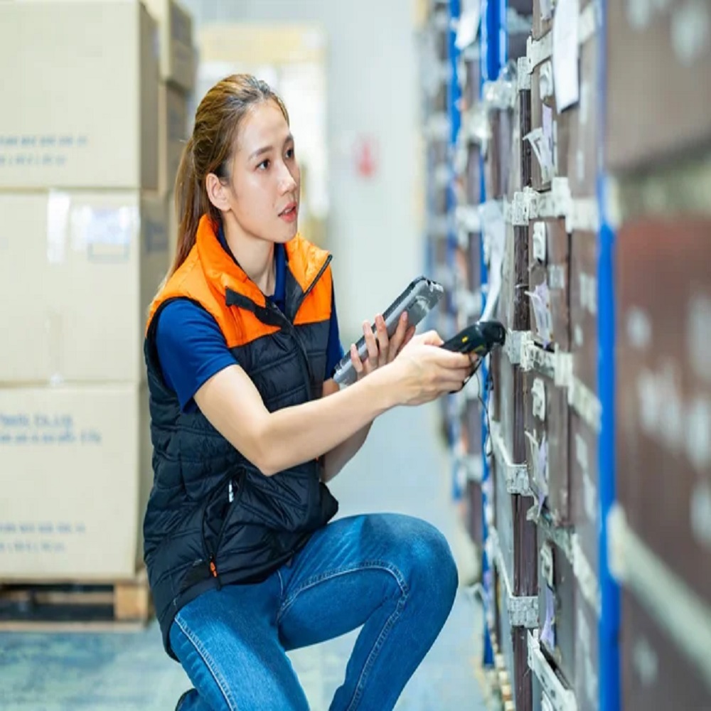 Revolutionizing Logistics with Nokia's 5G Private Wireless and ...